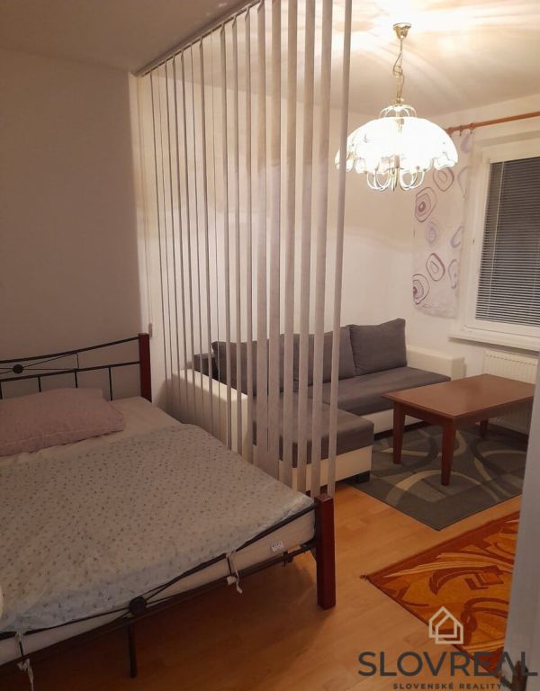 SLOVREAL - na predaj 1i byt Levice, 34m2