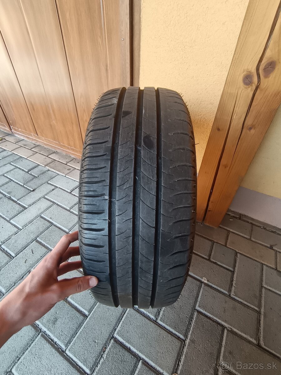 Letné gumy Michelin 16