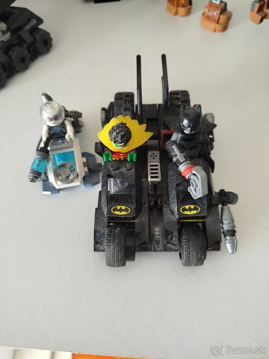 LEGO 76118 Mr. Freeze vs. Batman na Batmotorke