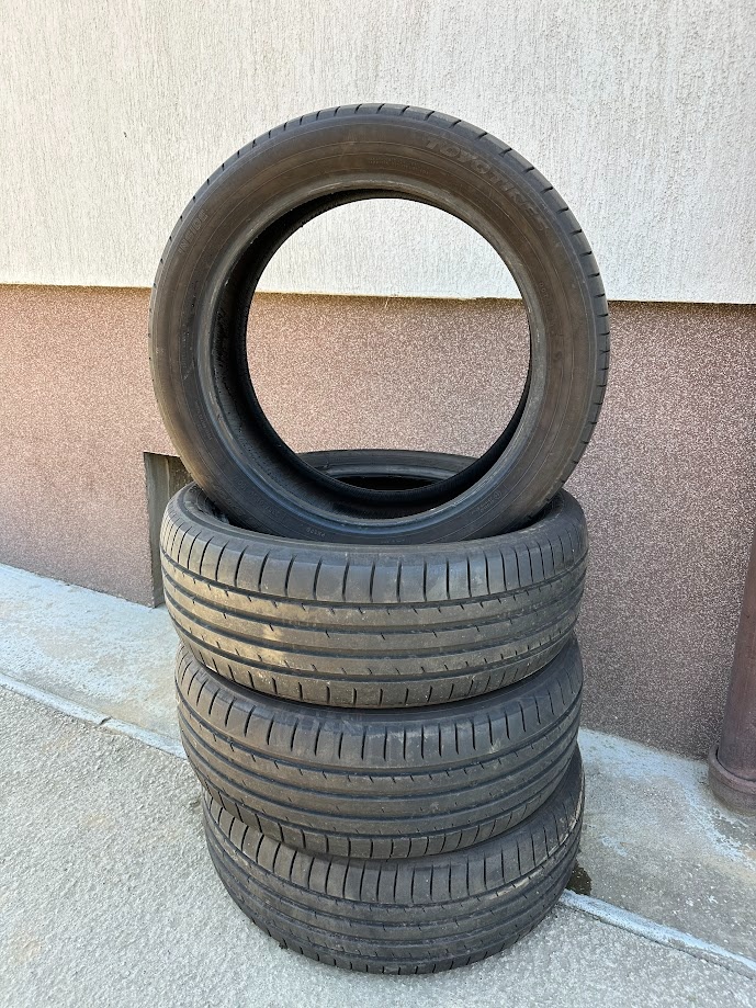 Letne pneu Toyo 235/50 R20 dezén 8mm