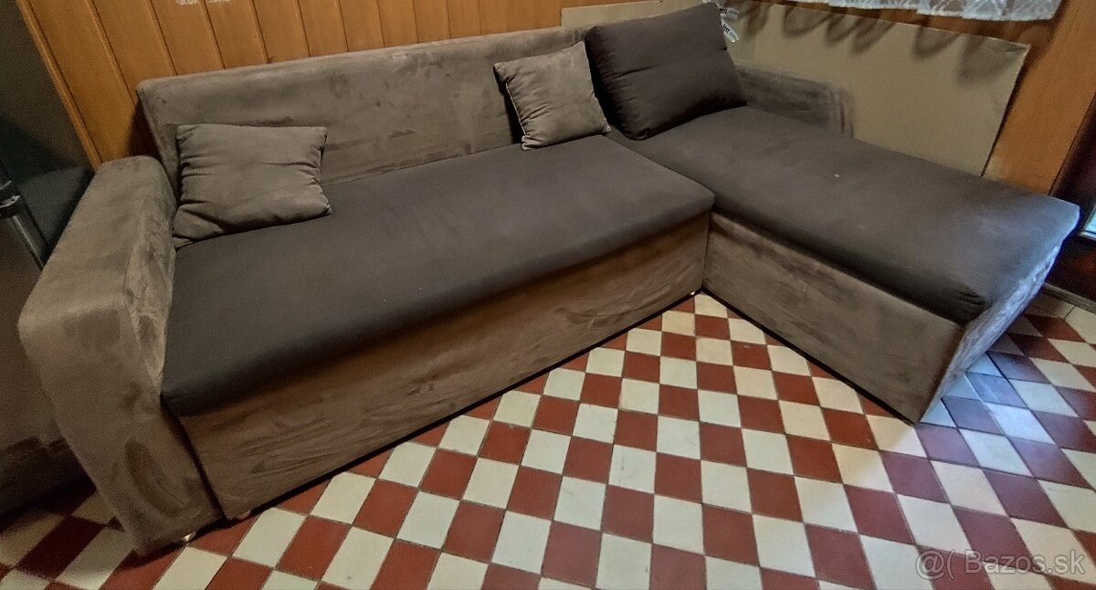 Rozkladací gauč/ pracovný-počítačový stolík