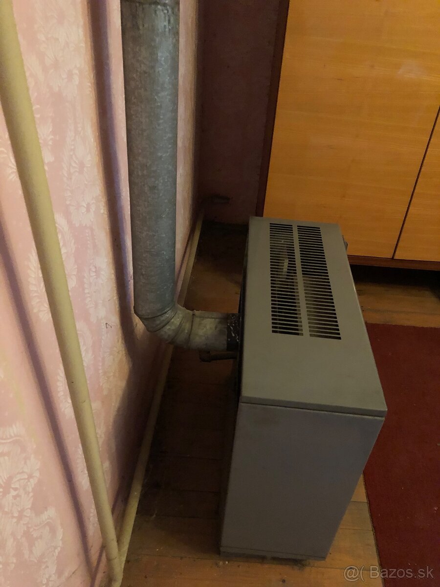 staré plynové ohrievacie zariadenie (gamatky)