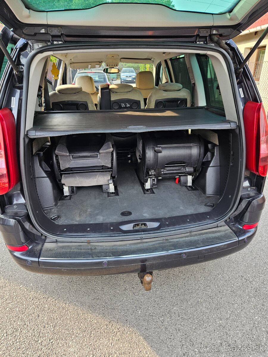 Peugeot 807