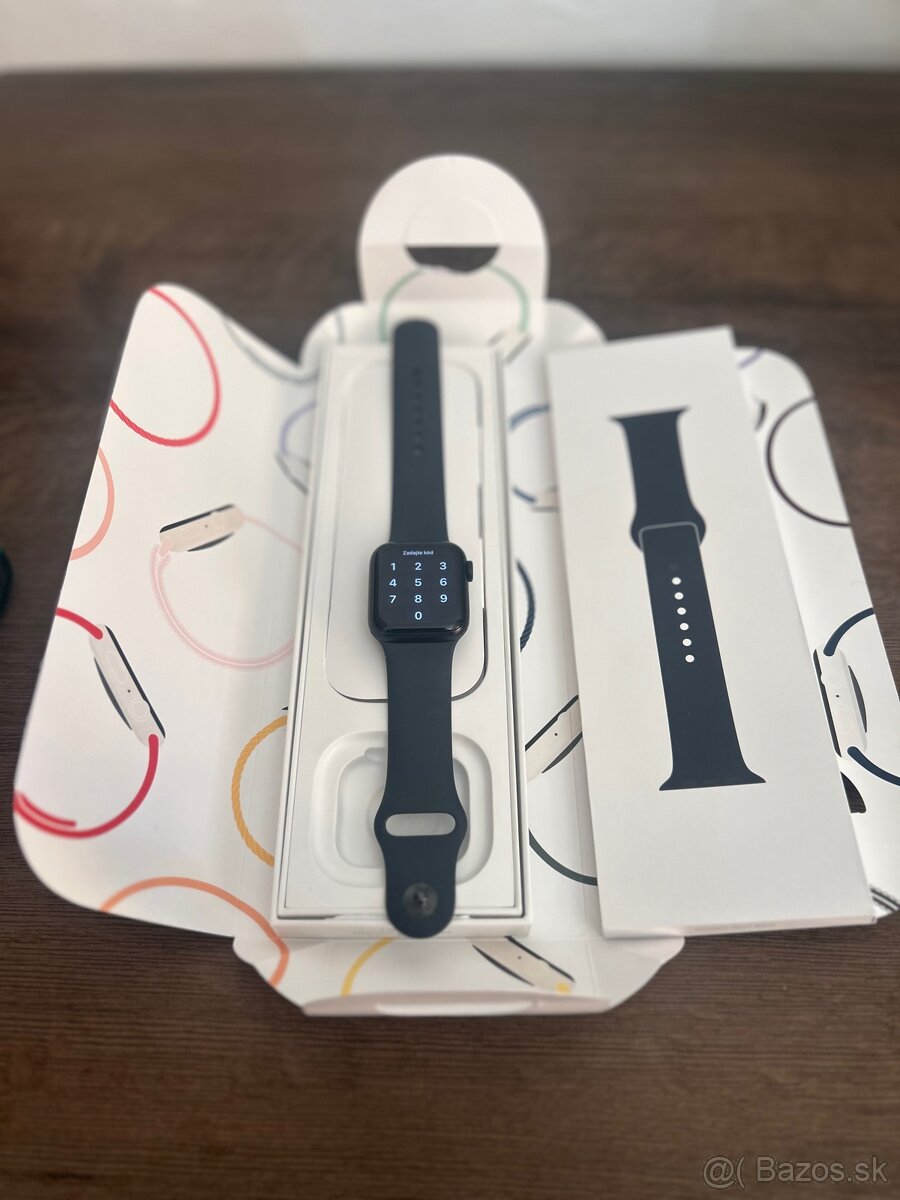 Apple Watch SE 44 mm 2024 95% bateria