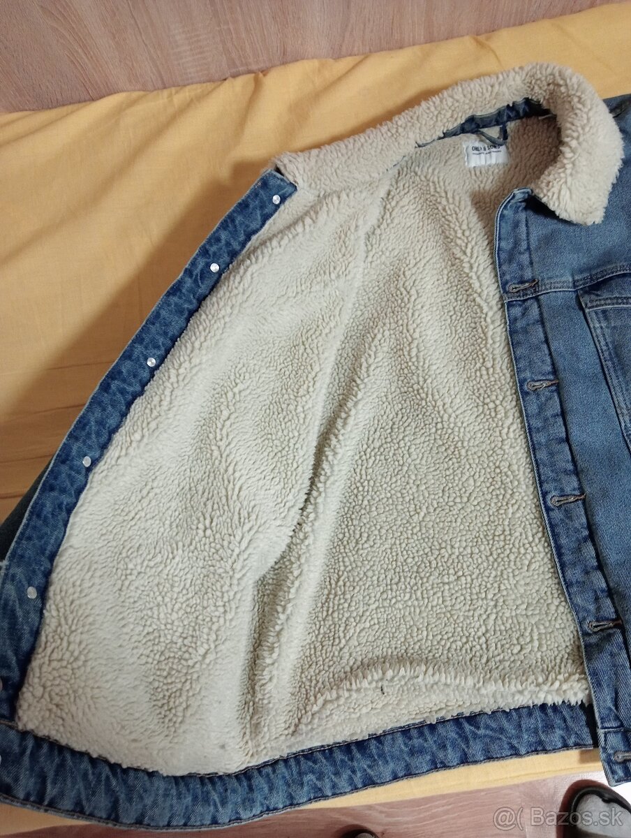 Riflová zateplená bunda