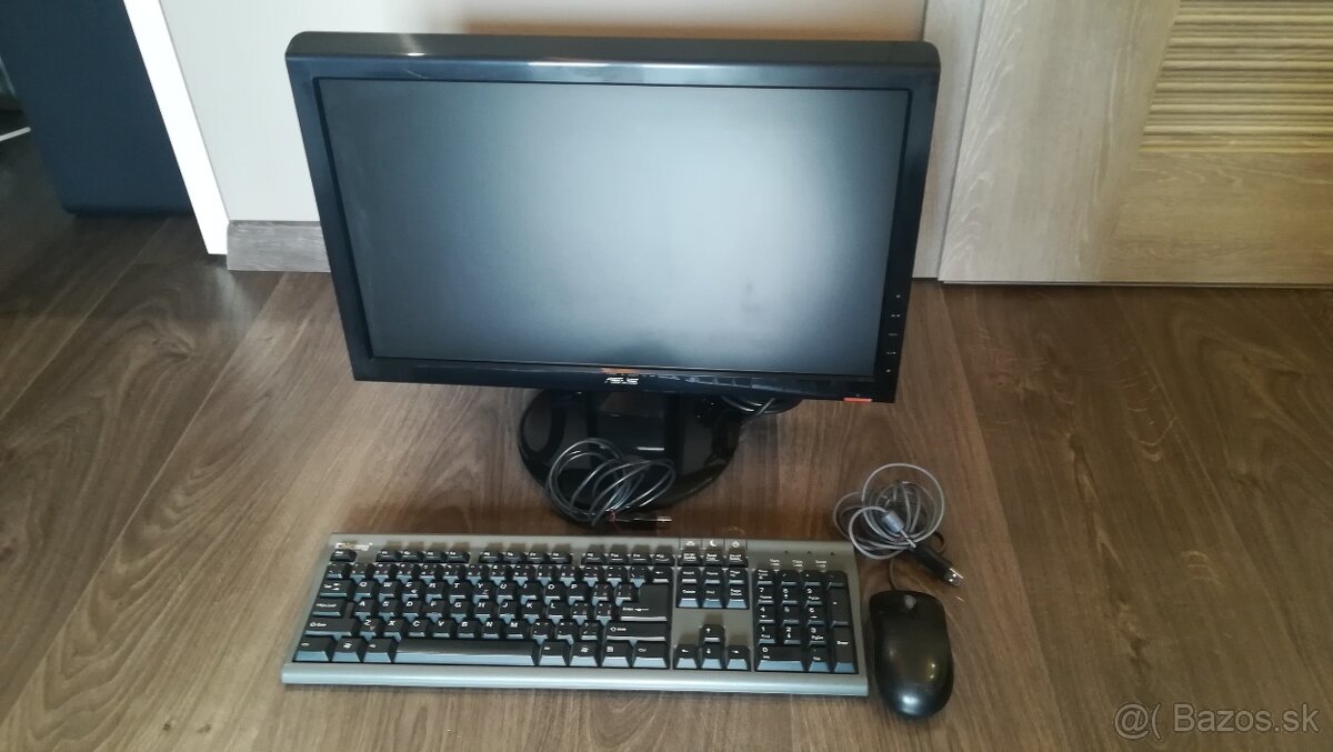 Predám Monitor na počitač