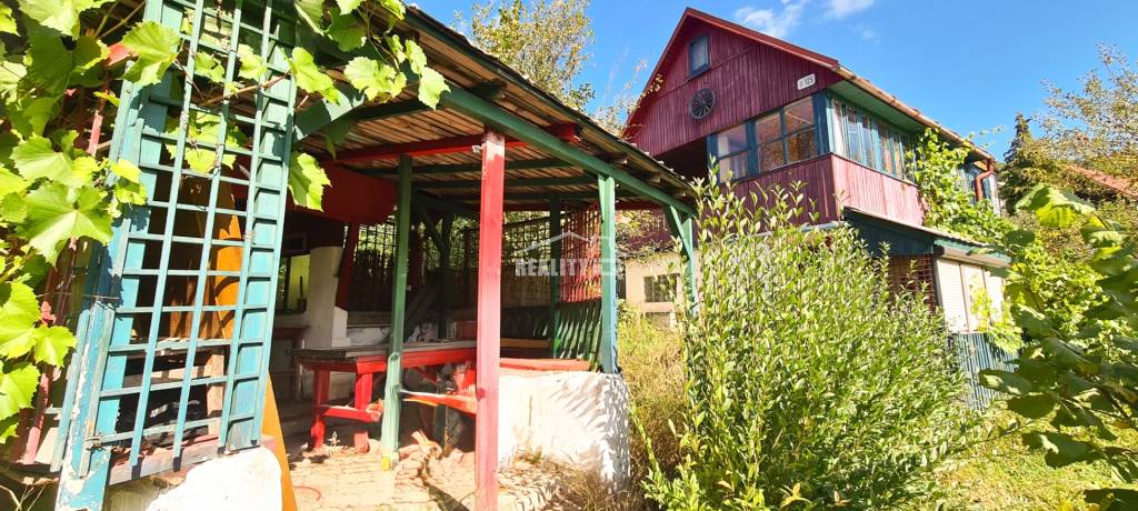 Predaj chatky v záhradkárskej oblasti Povina