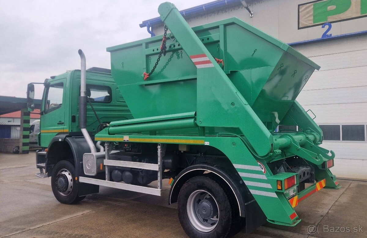 Mercedes-Benz AXOR 1823 E3 4x4 nosič kontajnerov
