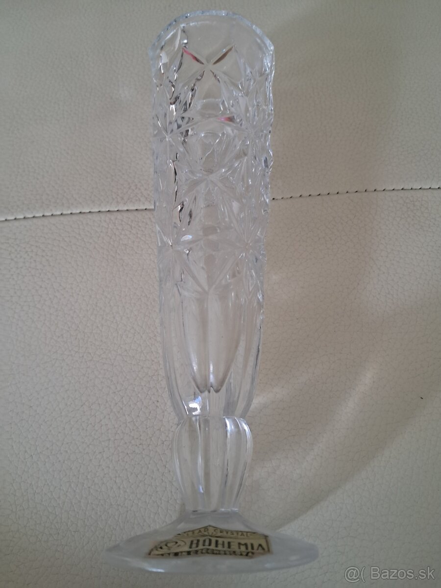 Vázička na jeden kvet Bohemia