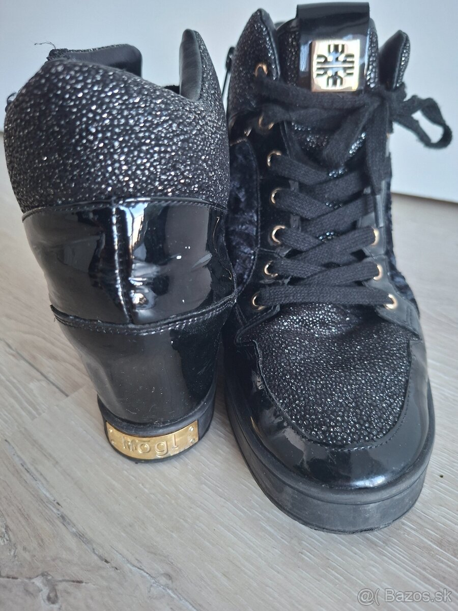 Predám tenisky na platforme hōgl kožené a čižmy.