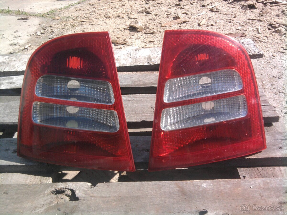 skoda octavia 1 predne a zadne svetla