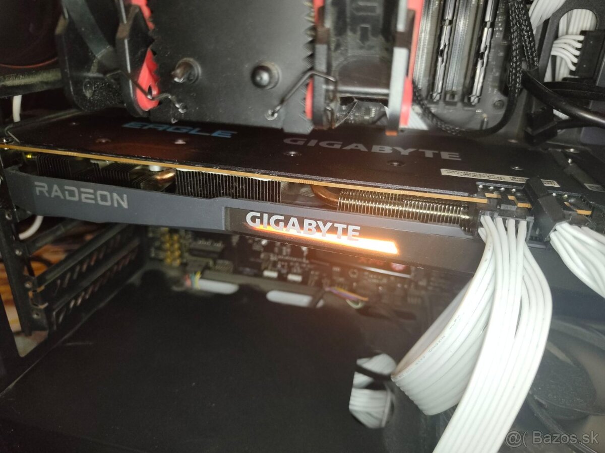 AMD radeon gigabyte RX6700XT 12gb