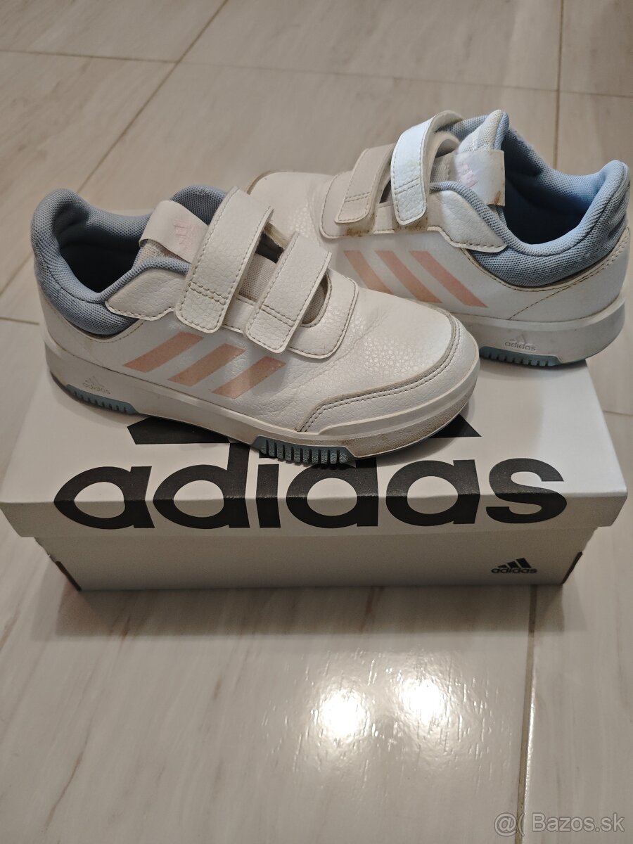 Dievčenská vychádzková obuv veľ.32