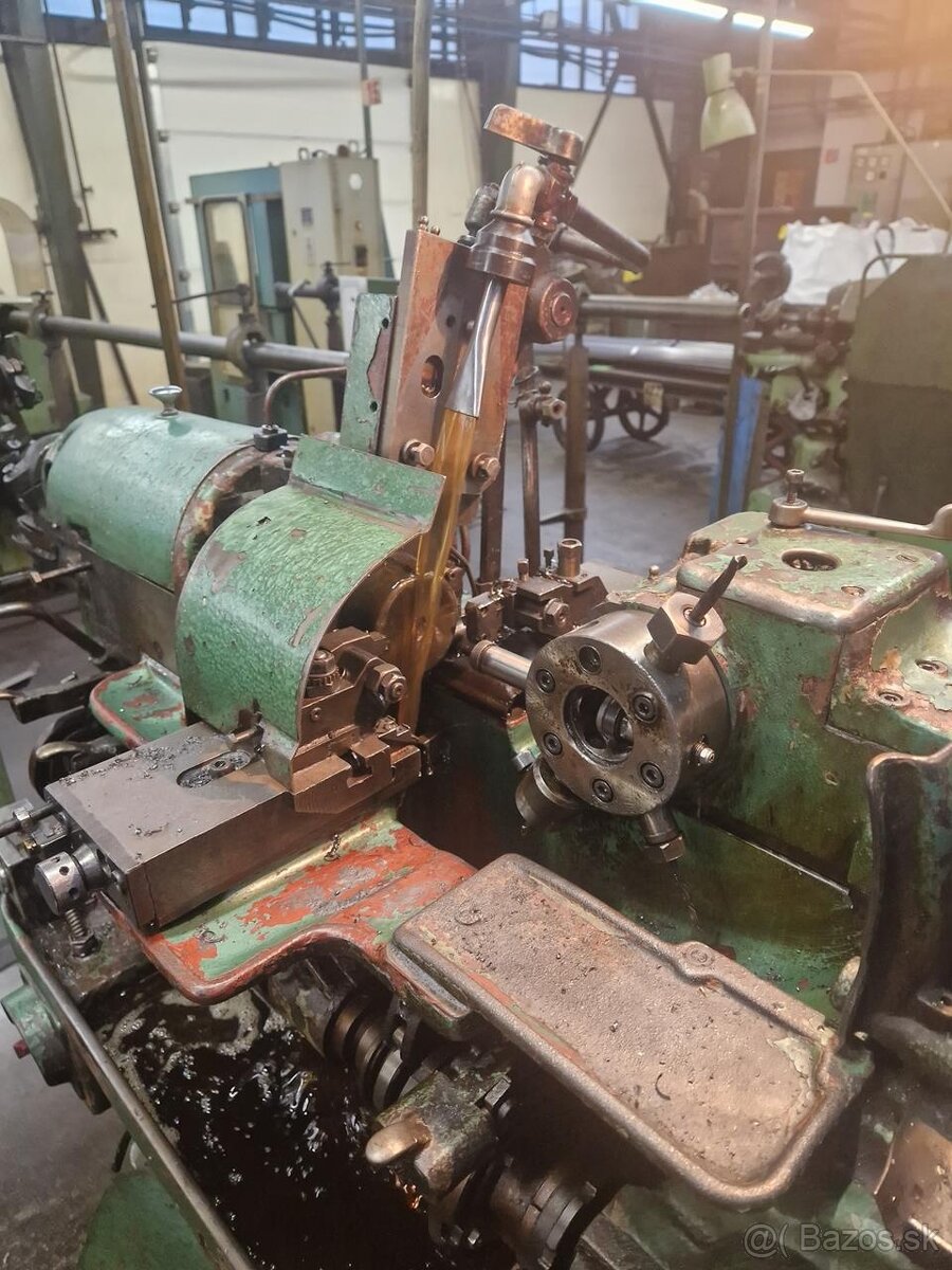 Soustružnický automat MAS A20