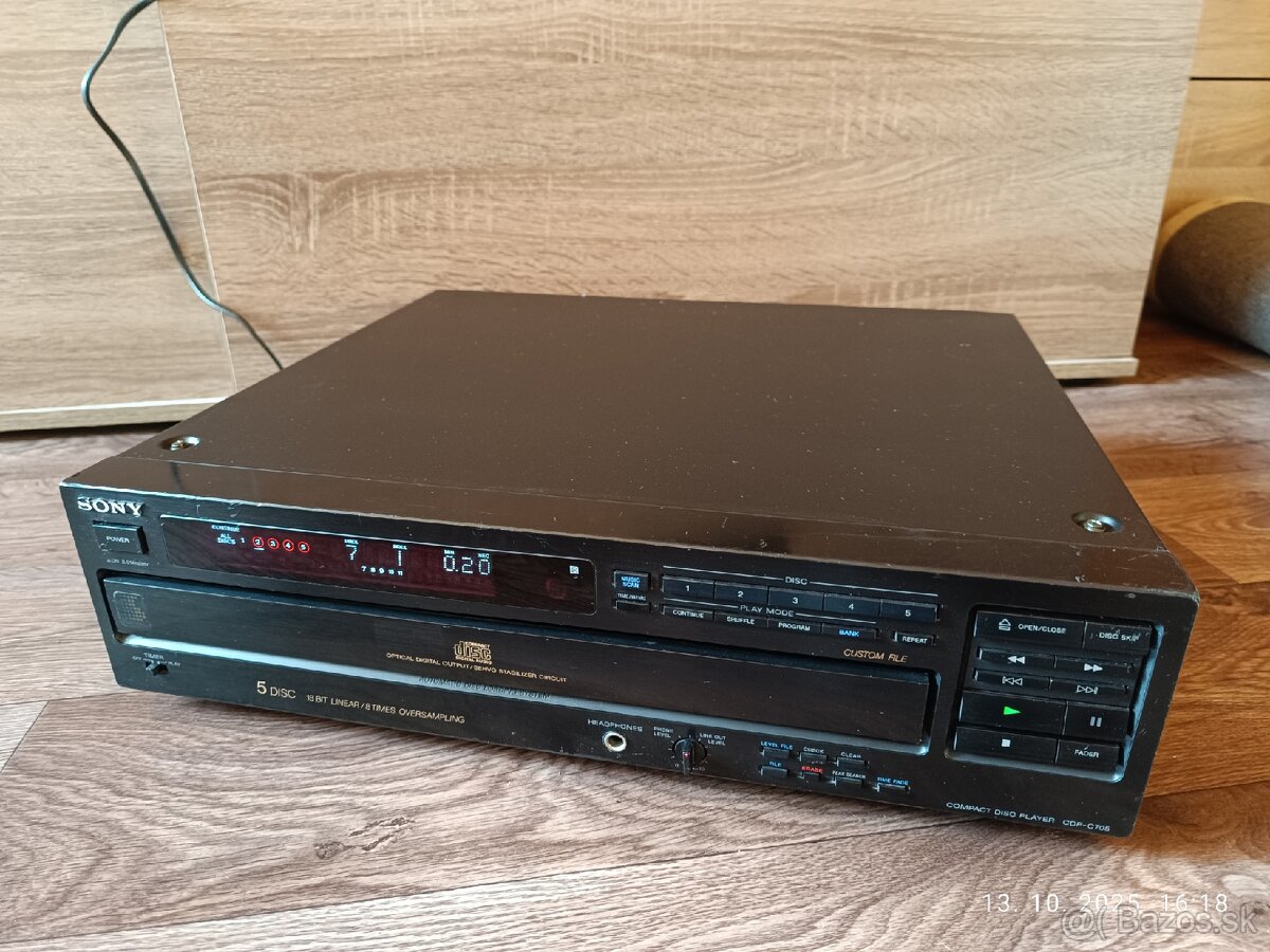 SONY CDP-C705...JAPAN 1989-1991