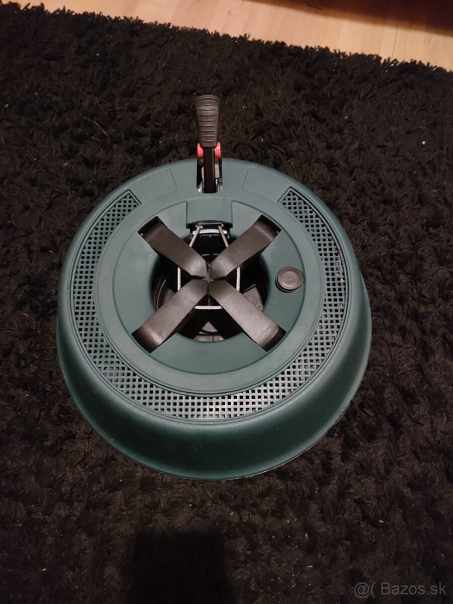 Stojan na vianočný stromček