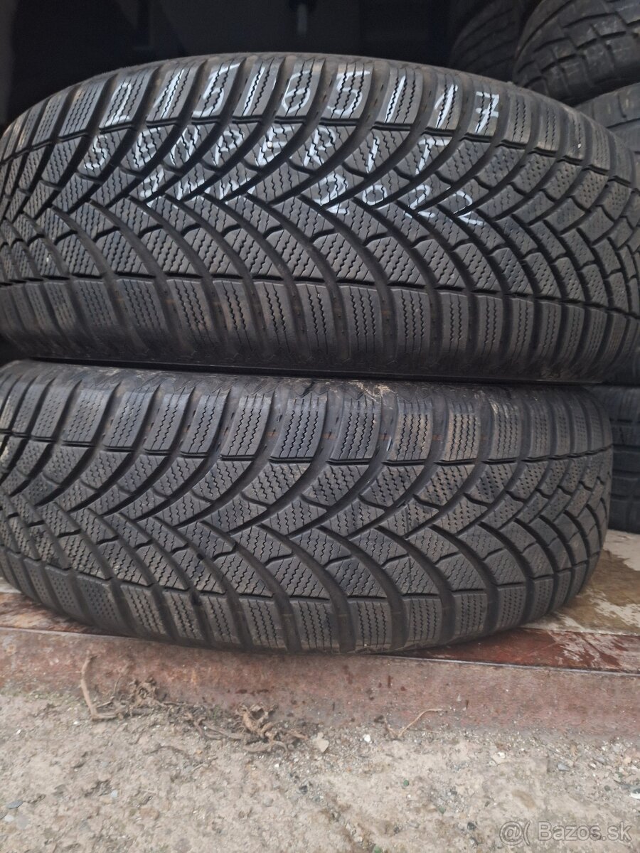 215/65/R17 Zimné 2ks zánovne