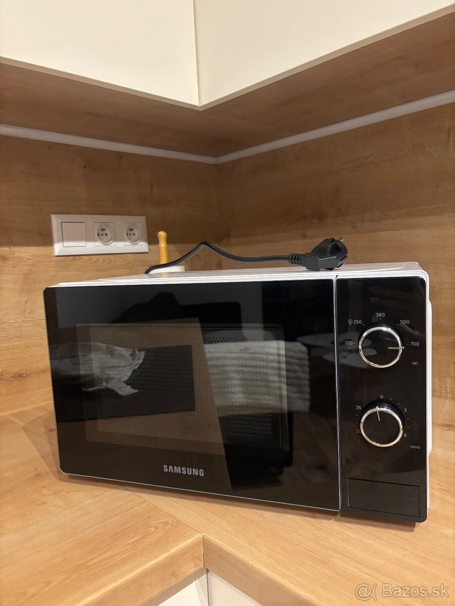 Mikrovlnná rúra Samsung