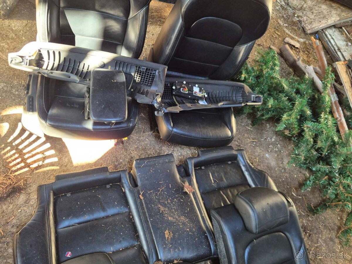 Koženné sedačky Škoda Superb 2