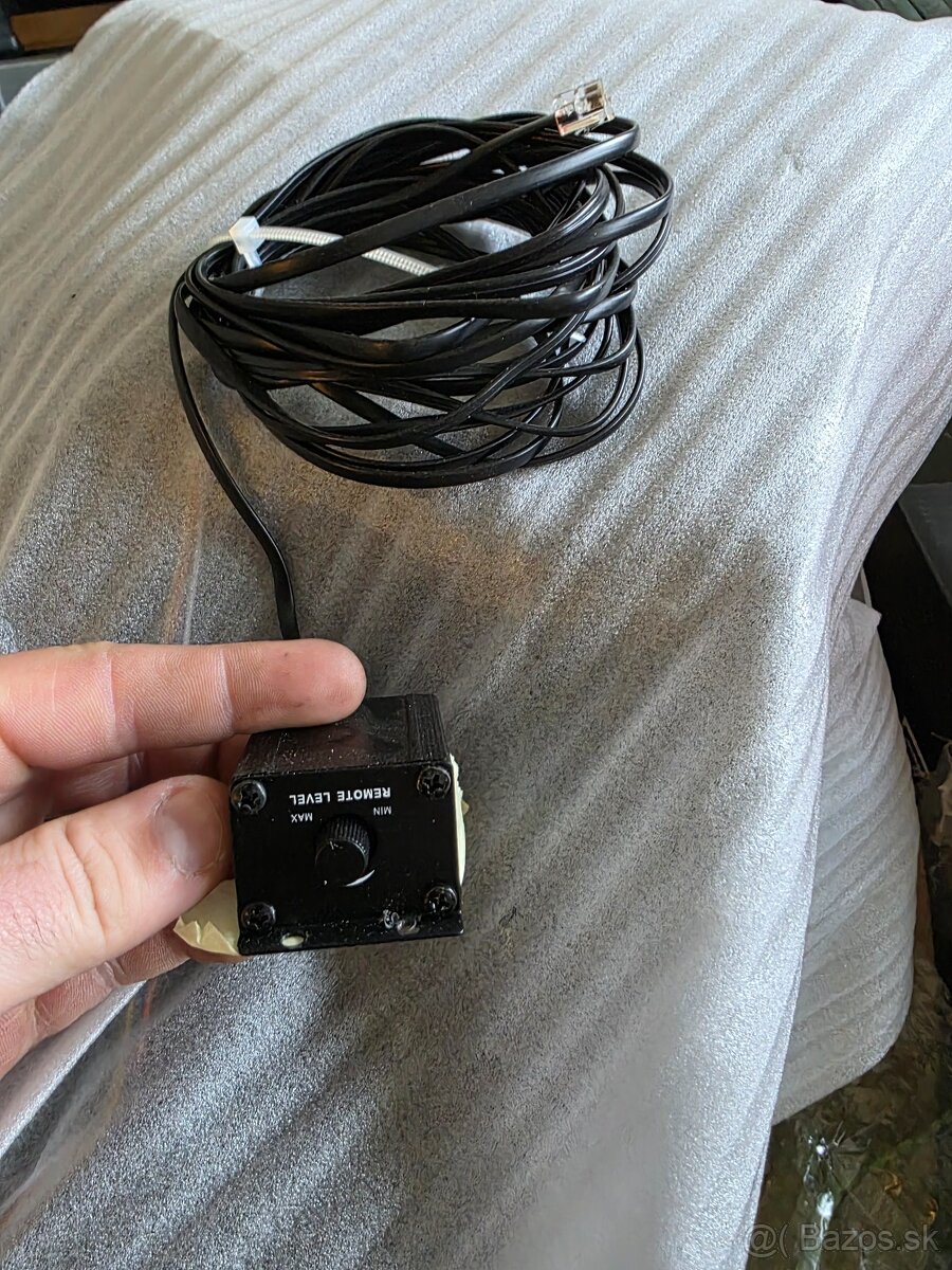 Subwoofer + zosilňovač