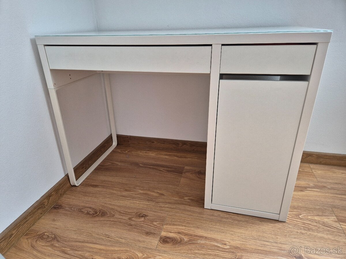Stôl IKEA