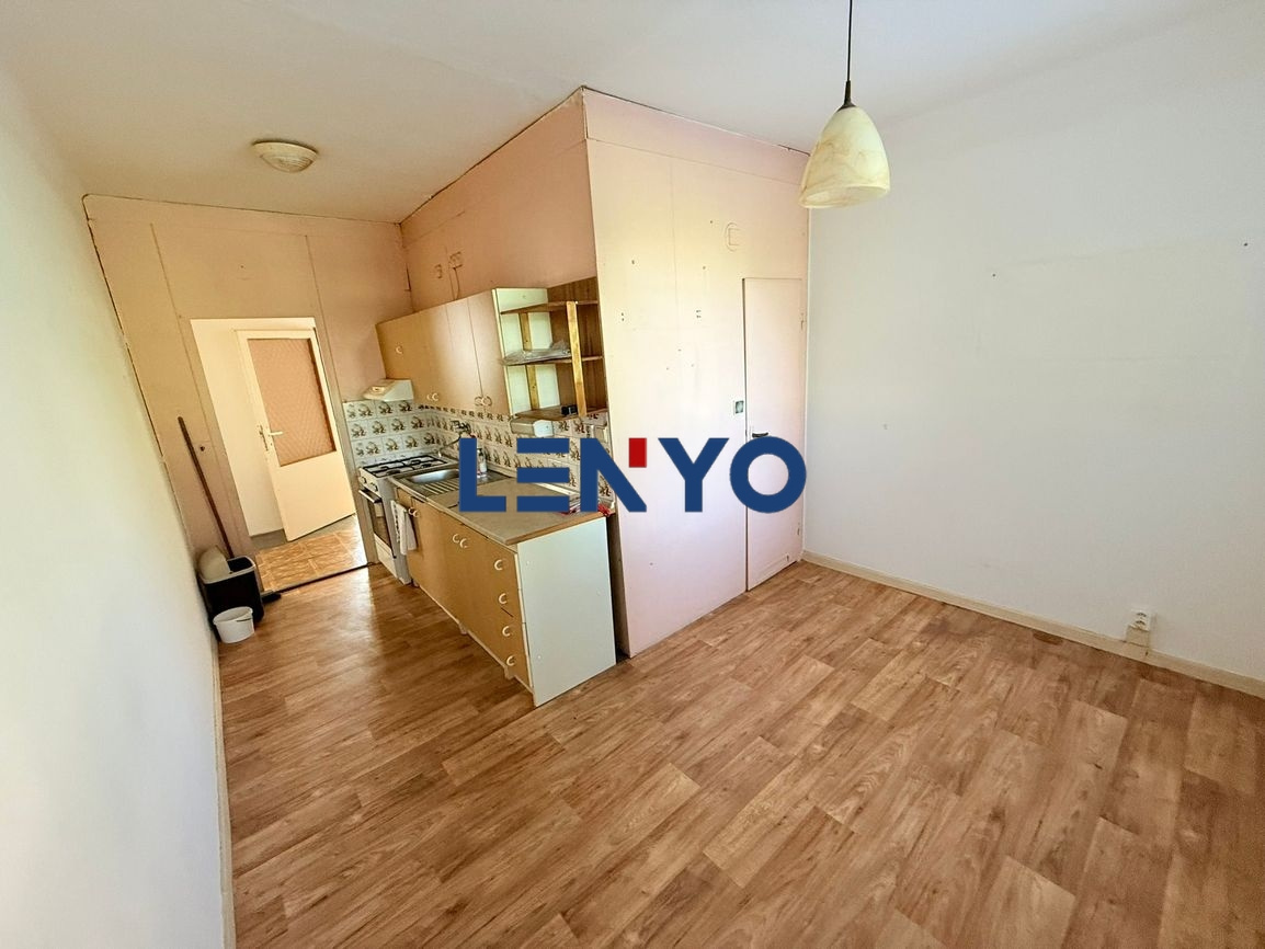 3-izbový byt na rekonštrukciu Šaľa . ul SNP