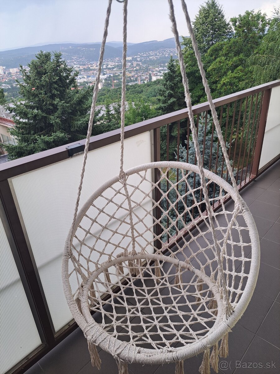 Hojdacie kreslo