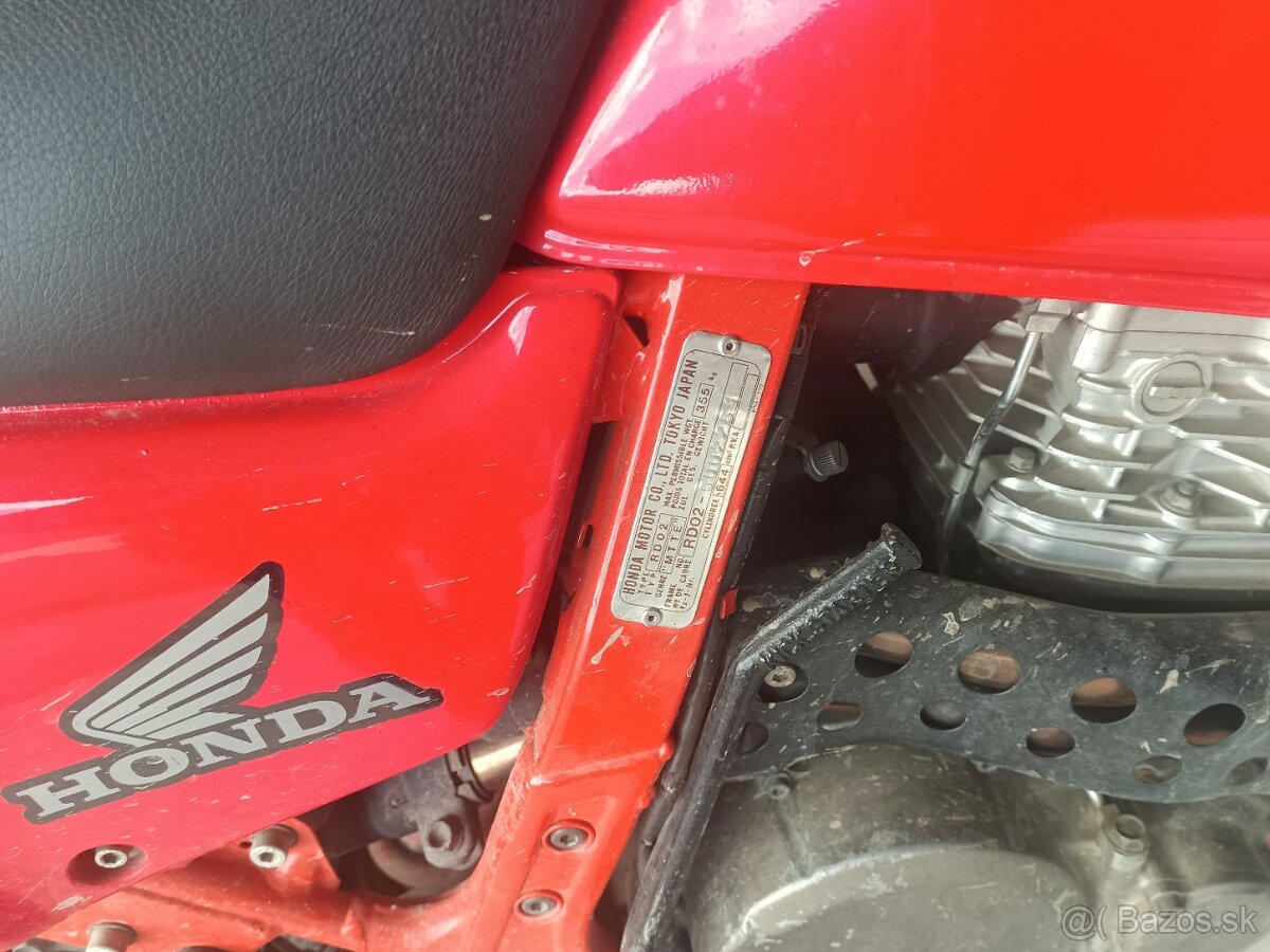 Honda Dominator nx650