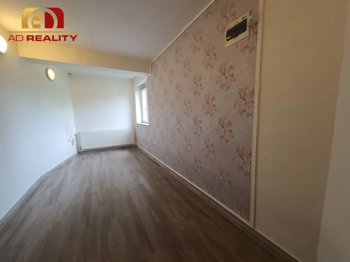 AD REALITY - NA PRENÁJOM  -  priestor pre služby