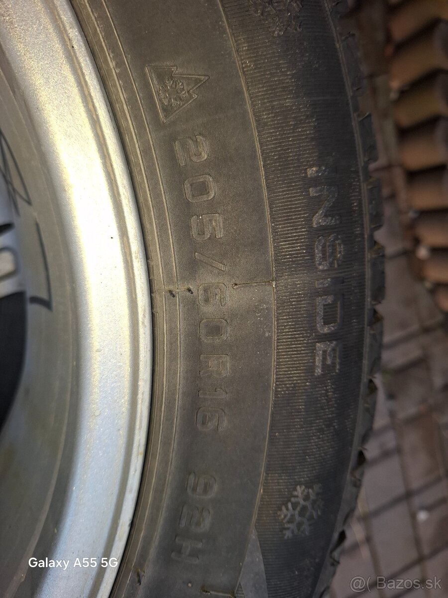 Zimne pneumatiky renault captur 205-65/R16