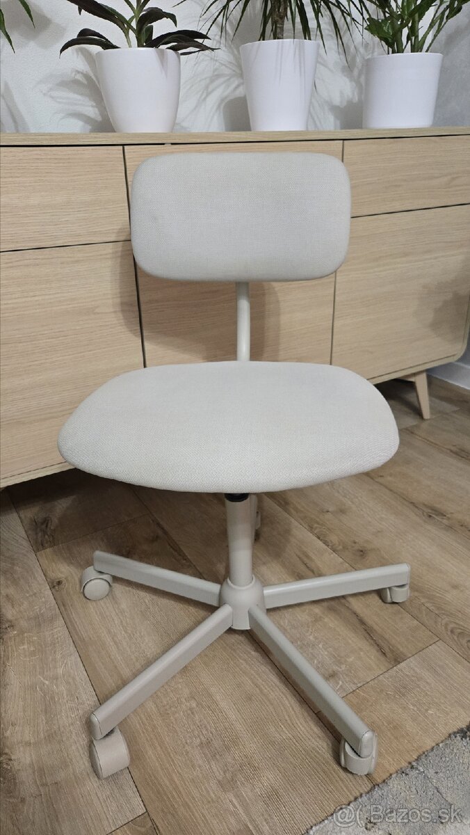 Otočná stolička - IKEA Bleckberget