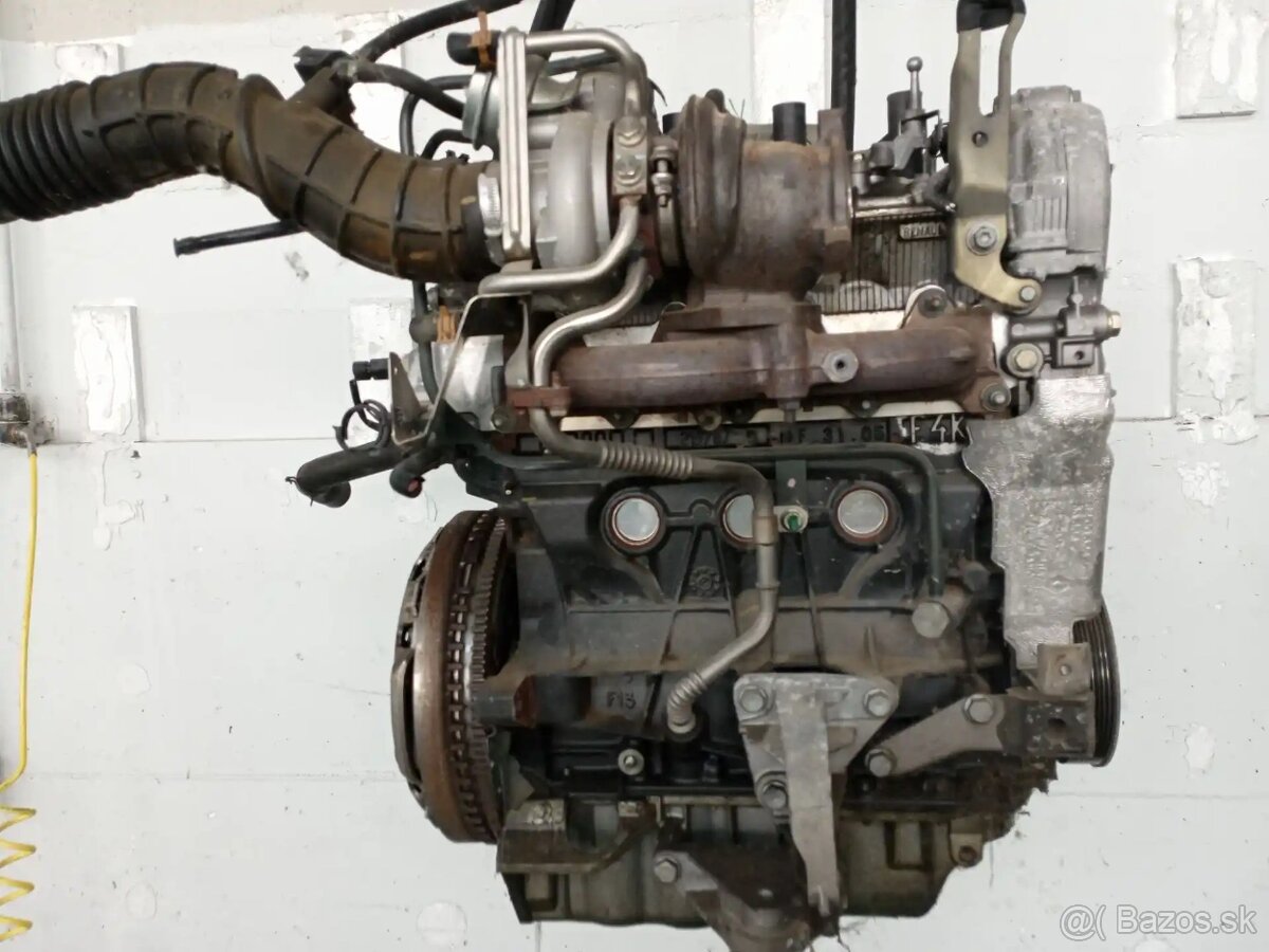 Rozpredám motor  F4R turbo