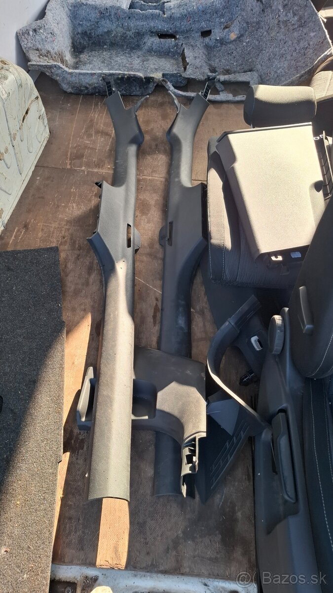 Vnútorné plastové obklady Škoda Superb III (2016)