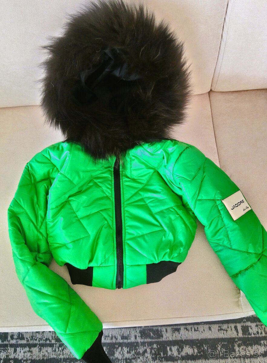 Trendy damska zelena bunda s kozusinou NOVA