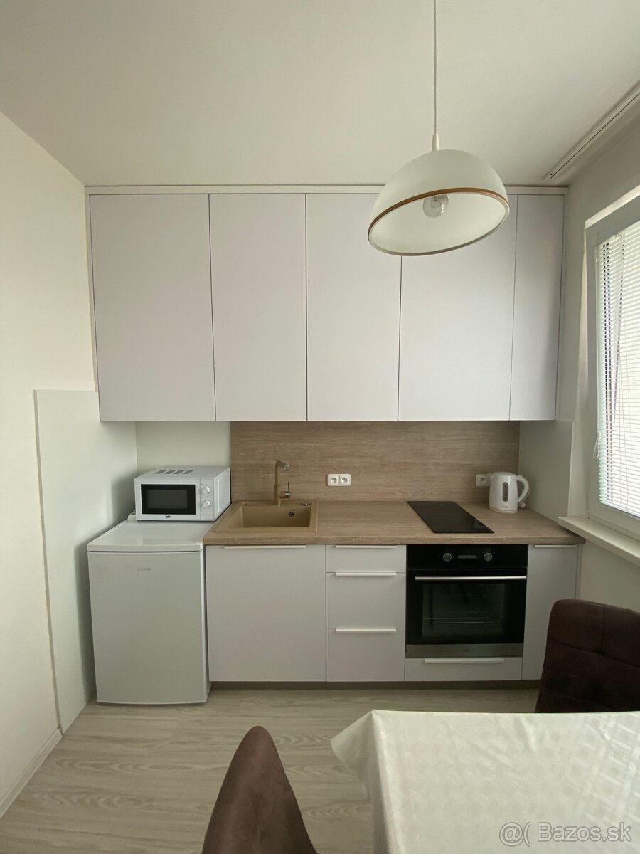 Prenájom 1-izbovej bytu