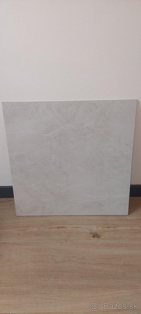 Lesklá gresova dlažba CREAM 60x60cm