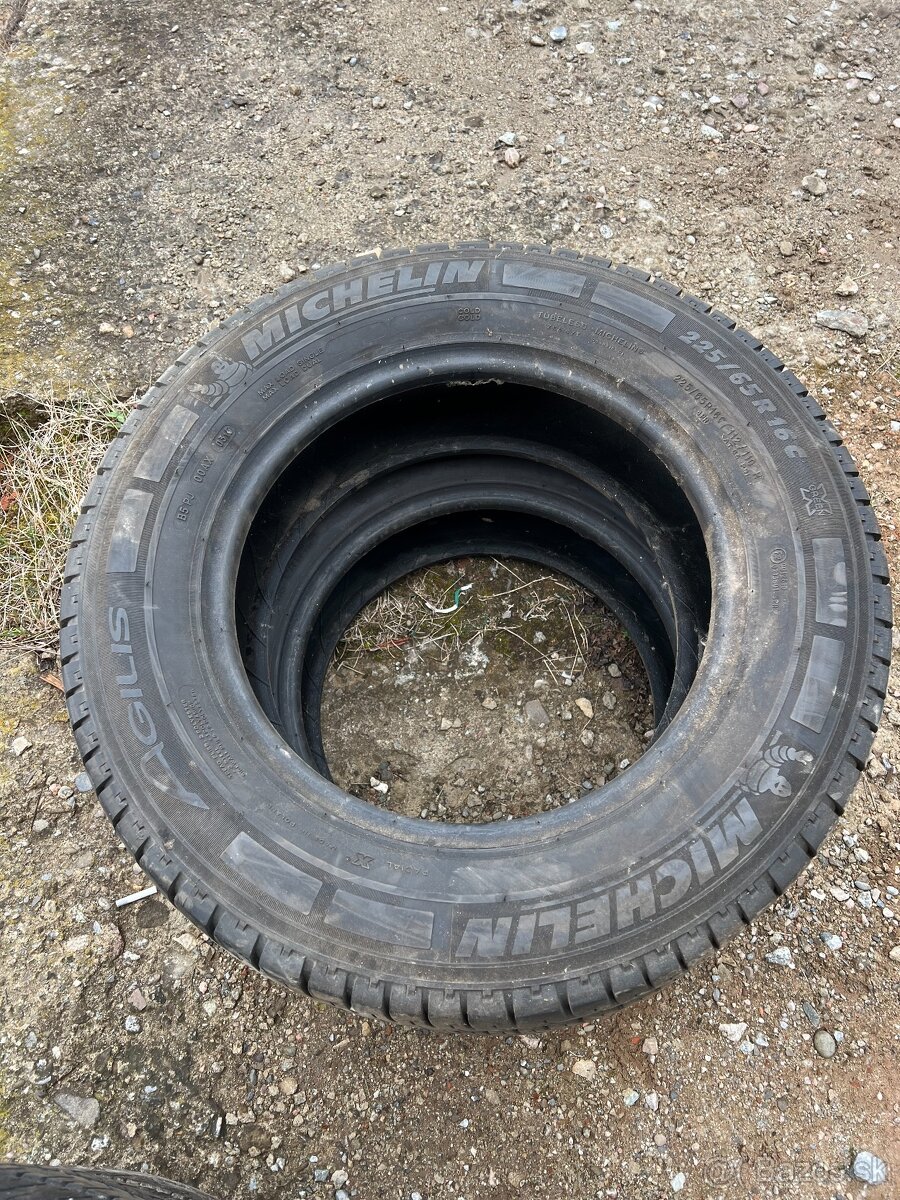 225/65R16C Letné pneu. Michelin Agilis