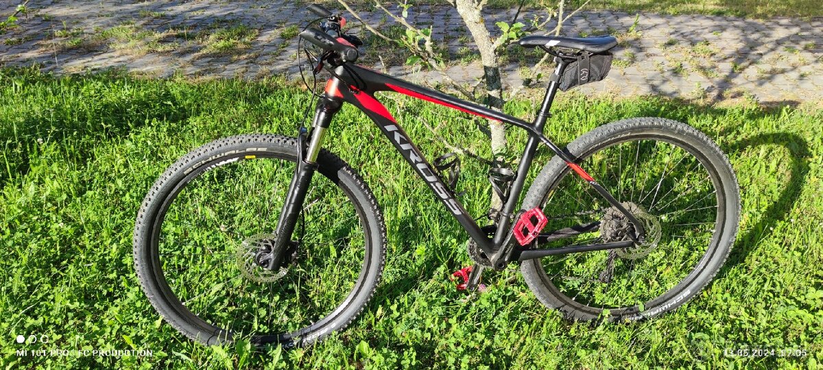 Kross Level 10 Carbon