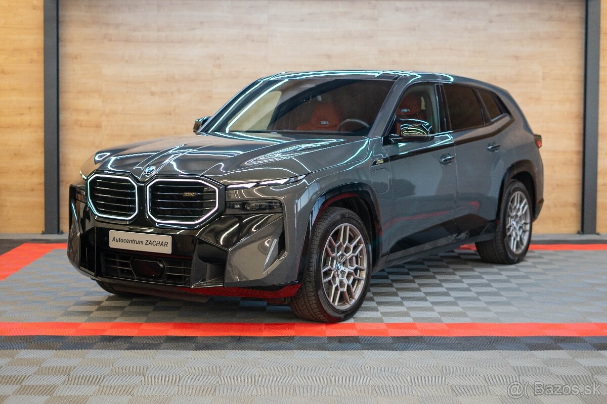 BMW XM