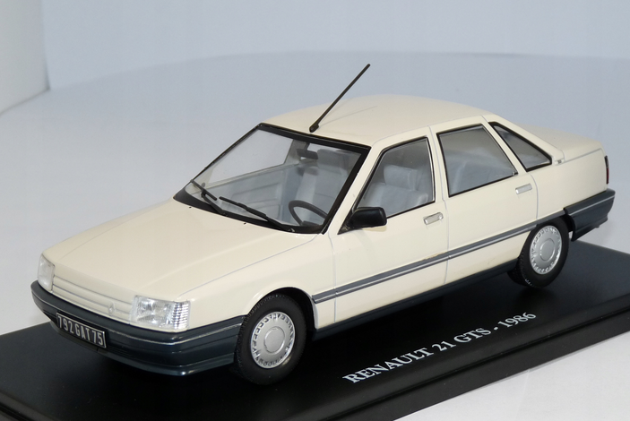 Renault 21 GTS (1986) 1:24