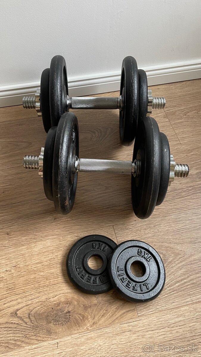 Činky jednoručky spolu 38kg