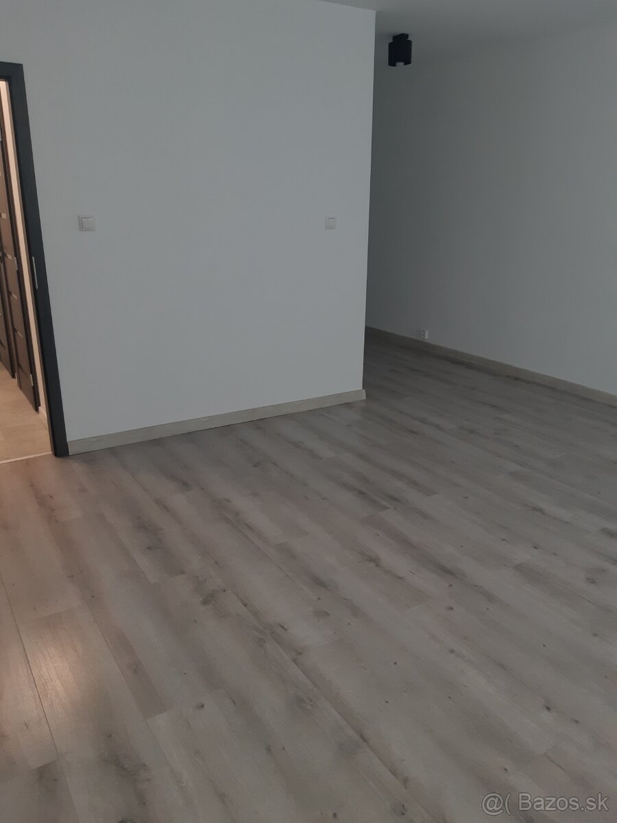 Prenájom 2-izbový byt
