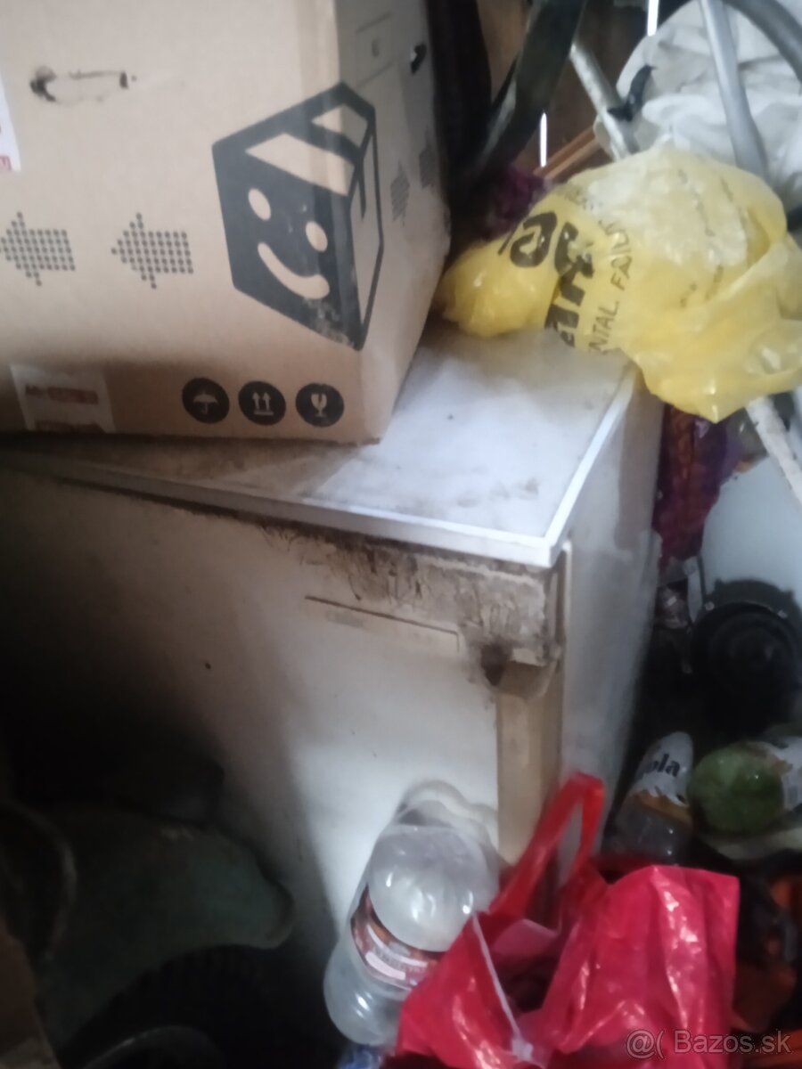 Predám chladničku a aj mrazničku