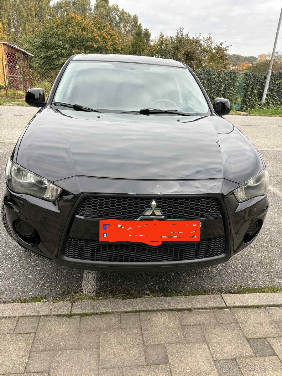 Predám Mitsubishi Outlander 2.0 benzín manual
