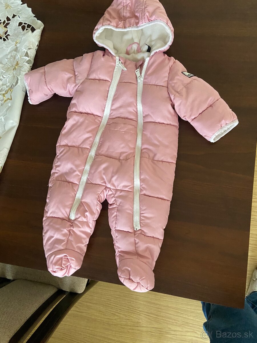 DKNY Zimný detský overal 6-9 meisacov