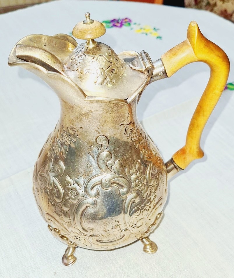 Striebro strieborna kanvica