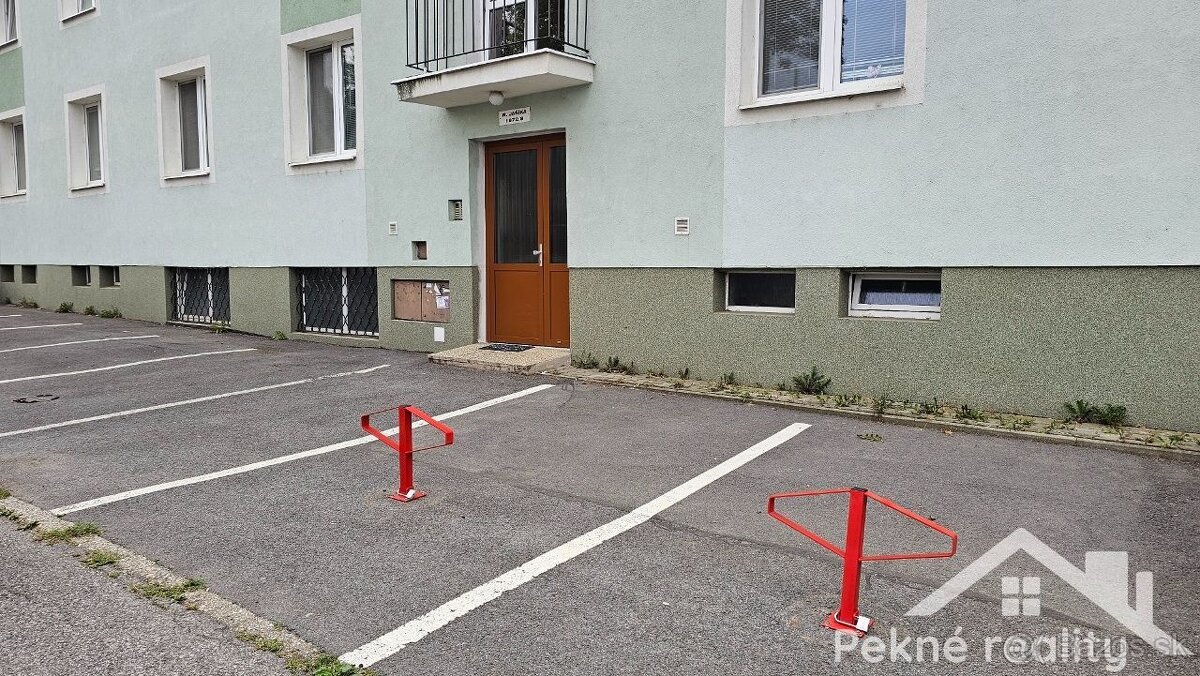 Predaj parkovacích miest na sídlisku Sekier