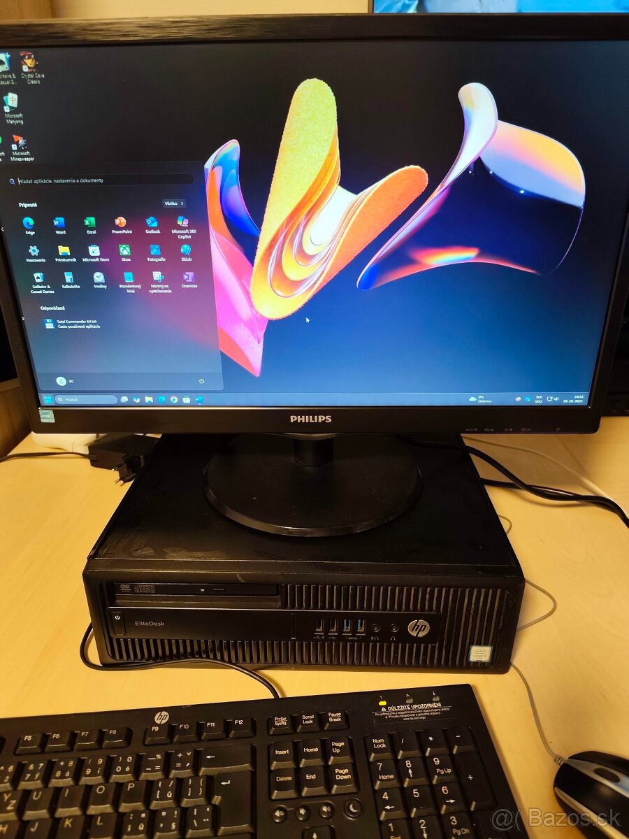 PC komplet HP EliteDesk800 (W11) s 22" FullHD led monitorom
