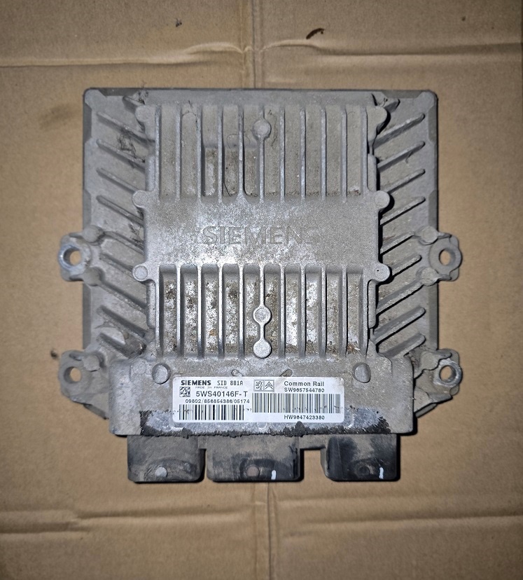 Riadiaca jednotka motora Citroen Berlingo 5WS40146F-T