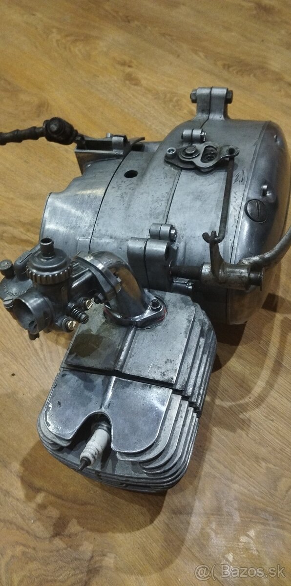 Motor Jawa 20 -21-23